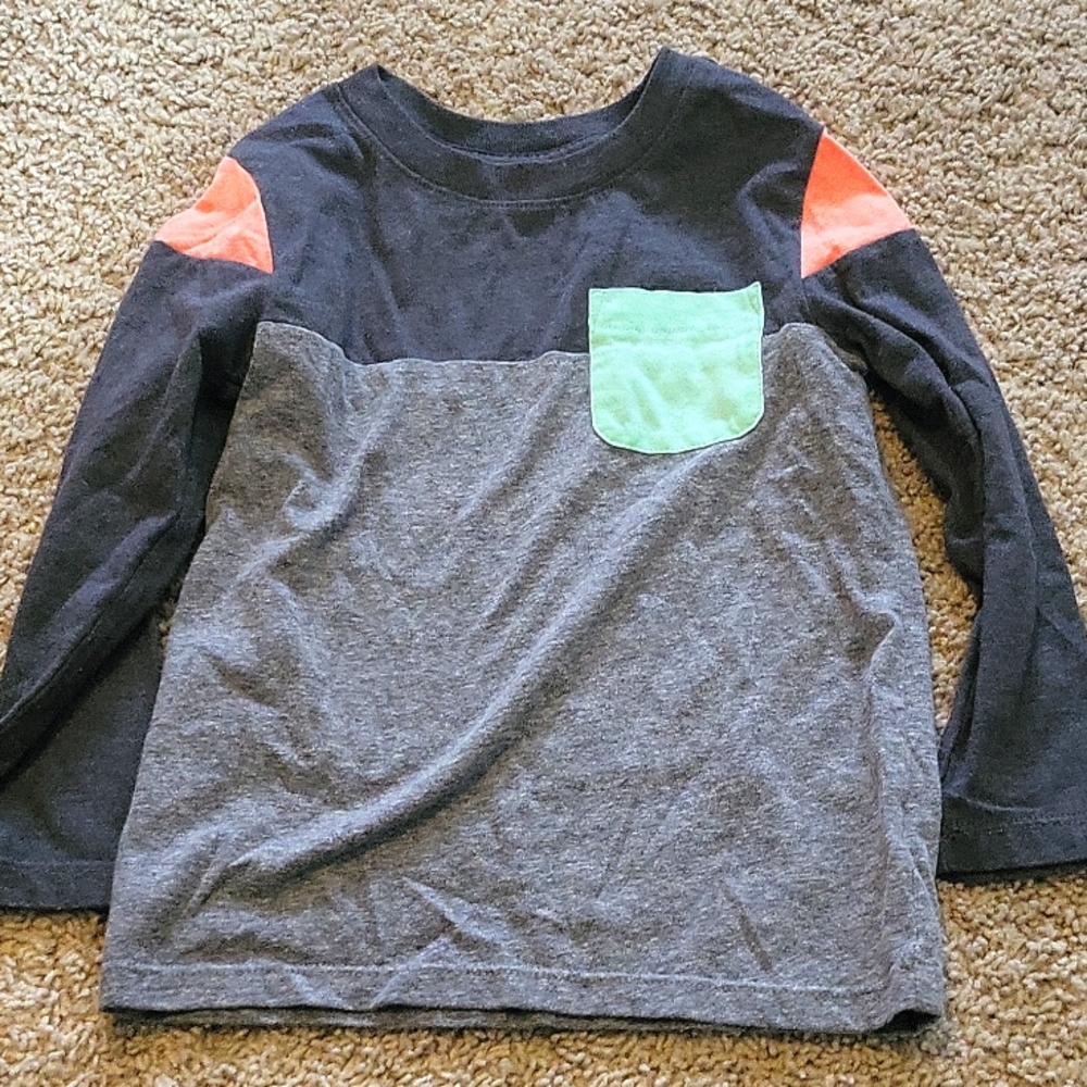 Long sleeve tee